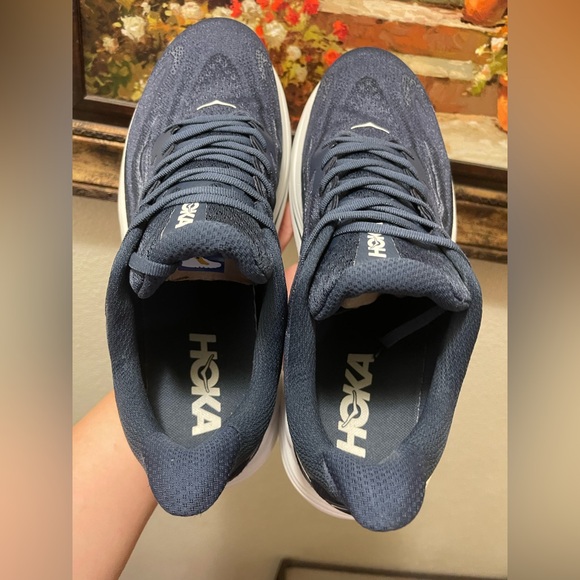 HOKA Clifton 10 Shoes  Navy/White - Picture 4 of 16